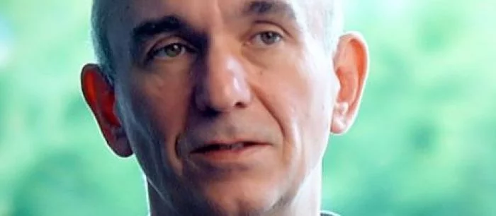 Питер Молиньё посоветовал Microsoft не обещать слишком многого по поводу HoloLens