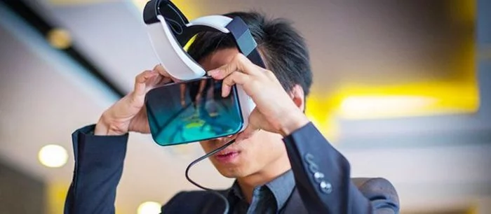 В Китае представлена виртуальная реальность за 23 доллара