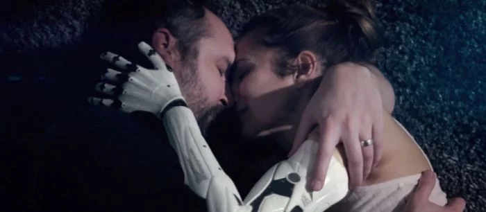 Square Enix показала драматичный трейлер Deus Ex: Mankind Divided с живыми актерами