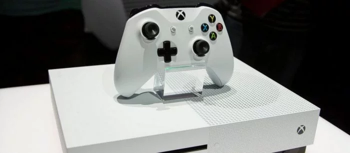 Свежий трейлер Xbox One S рассказывает о главных особенностях консоли