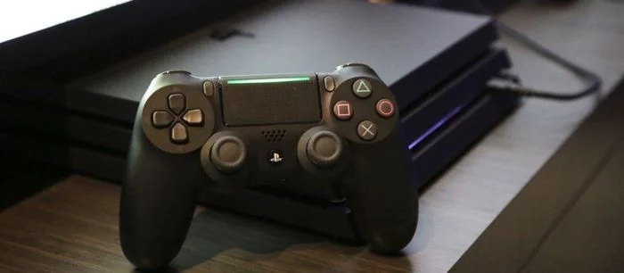 В рекламных роликах PS4 Pro показали всю мощь консоли