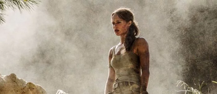 В сети появились первые кадры фильма по Tomb Raider