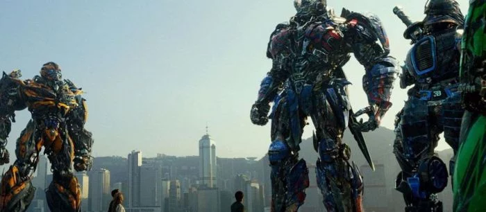 «Трансформеры: Последний рыцарь» обещает стать самым масштабным фильмом в серии, показанным в IMAX