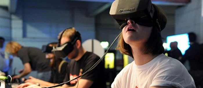 Microsoft нацелилась развивать VR на PC, а не на Xbox One