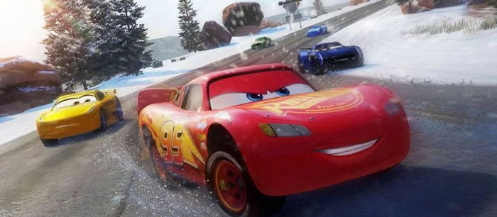 Обзор Cars 3: Driven to Win — гонка для всей семьи