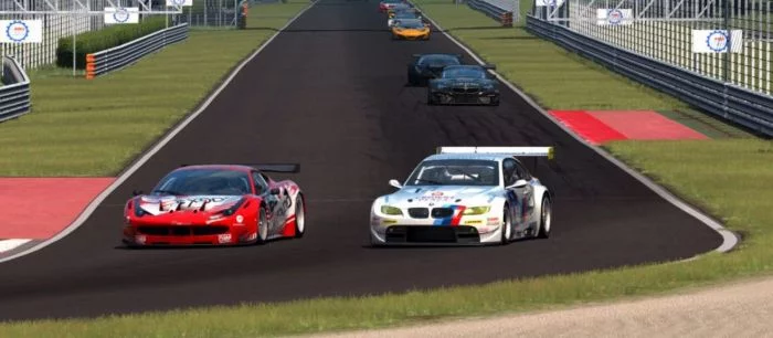 В сети появилось сравнение графики Project Cars 2 и Assetto Corsa