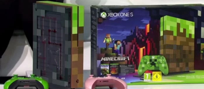 Gamescom 2017: Анонсирован бандл Xbox One S в стиле Minecraft