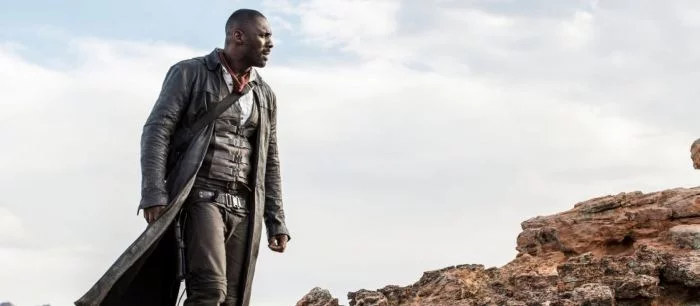 Кинопремьеры недели (2-9 августа): самая долгожданная экранизация Кинга, триллер с Соколиным Глазом и шаблонные боевики