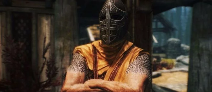 Как в Skyrim сбросить инвентарь торговца и избежать ошибки с бонусом «Объятия любви» с помощью бага