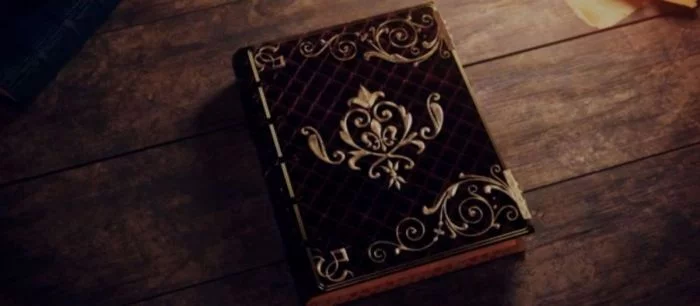 Atlus показала два тизера Project Re Fantasy. В одном из них рыцарь пять минут ест курицу