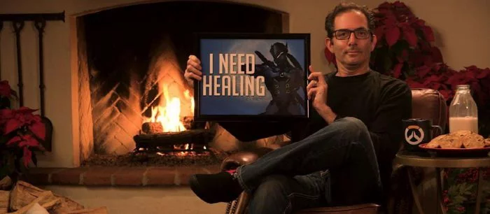 Директор Overwatch во время стрима молча просидел у камина несколько часов. В игре появится новый герой