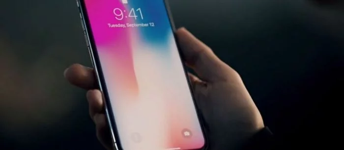 Слух: Apple снизит цены на iPhone в начале 2018 года