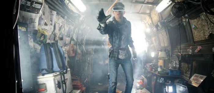 В Твиттере высмеяли непропорциональные ноги героя на постере нового фильма Спилберга