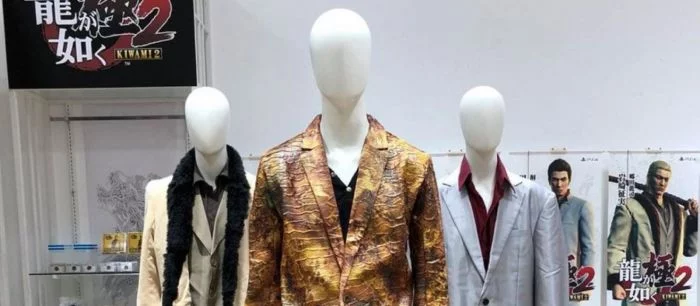 В Токио открыли магазин Yakuza Kiwami 2 с одеждой из игры