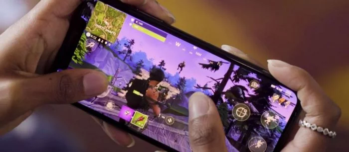 Разработчики Fortnite запретили ученикам играть на уроках