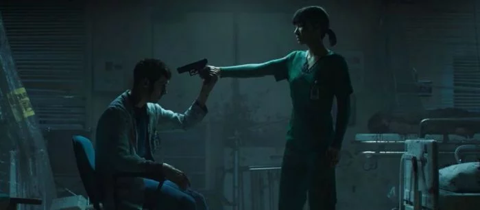 В новом трейлере The Walking Dead от Overkill врач застрелила зараженного напарника