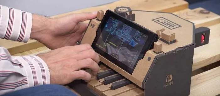 Композитор «Игры престолов» сыграл заглавную тему сериала с помощью Nintendo Labo