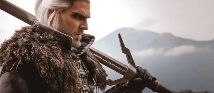 Сценаристы сериала The Witcher от Netflix обсудили свои идеи за кексами и шампанским