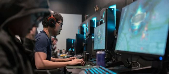 Обсуждение: опишите текущее состояние индустрии игр в двух фразах