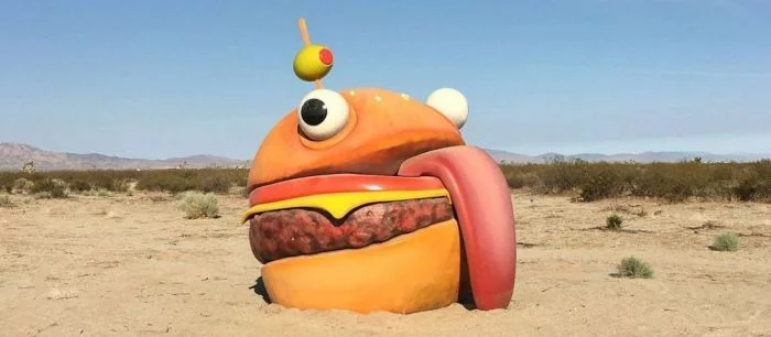 Fortnite: исчезнувшие из игры объекты телепортировались в реальный мир