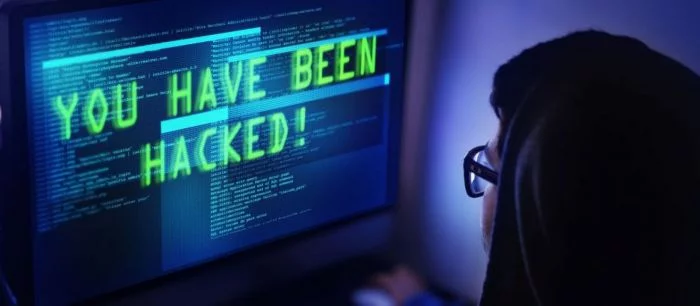 Китайские хакеры хотели взломать правительство США при помощи обычных дисков