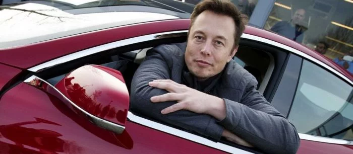 Илон Маск хочет больше видеоигр для автомобилей Tesla. Идеей заинтересовался создатель PUBG