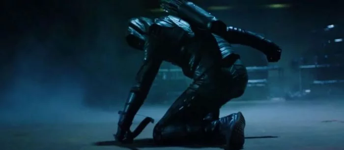 Новый постер 7-го сезона «Стрелы» с заключённым Оливером появился в сети