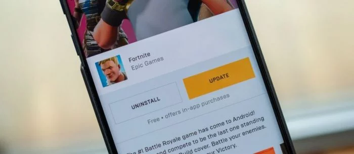 Старая версия установщика Fortnite на Android позволяла хакерам взламывать тысячи телефонов