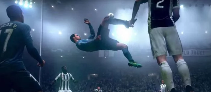 В новом геймплейном видео FIFA 19 показали улучшенную систему тактики