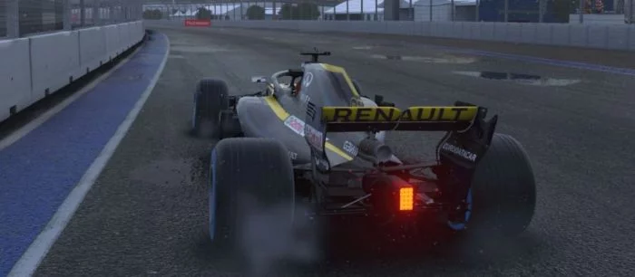 Вышла F1 2018. Геймеры в Steam оставляют положительные отзывы