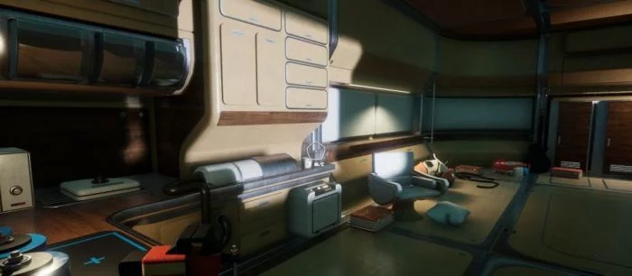 Где найти элементы декора в Breathedge: чемодан, телевизор, кресло и другие вещи