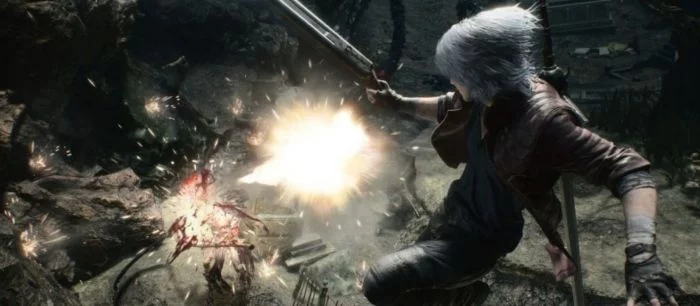 Capcom выпустит коллекционку Devil May Cry 5 за $8600 с настоящей одеждой Данте, Неро и V