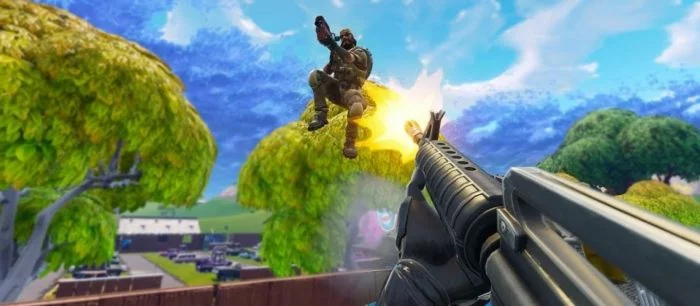 Фанат так долго ждал режим от первого лица в Fortnite, что решил сделать его сам — видео