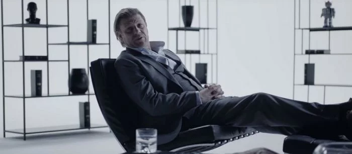 «Нельзя просто так взять и не умереть»: в Hitman 2 можно будет убить актера из популярного мема — видео