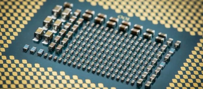 Самый мощный процессор от Intel сравнили с топовым AMD Ryzen 7 2700X в CS:GO, Far Cry 5 и GTA 5