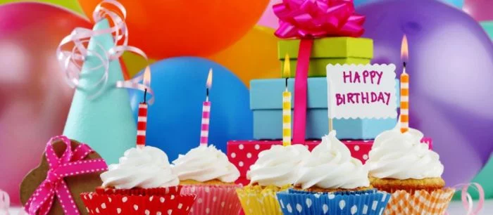 У PS4 днюха — напиши поздравление и выиграй крутой геймпад. Новый конкурс от PlayStation и VGTimes