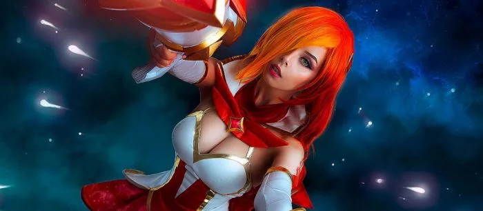 Возбуждающий пятничный косплей с лутбоксом и эльфами