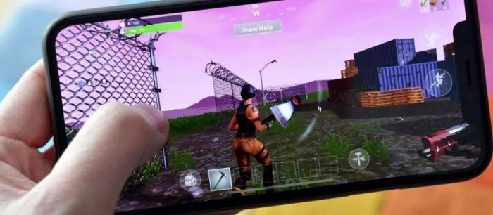 14-летний подросток и его мама рассказали Apple об одном неприятном баге в iPhone. Его нашли во время игры в Fortnite