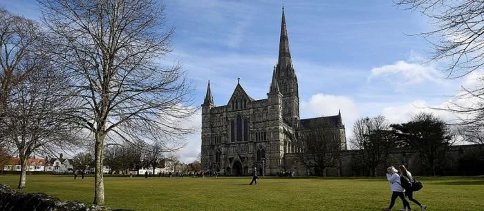 В России вышла настолка «Наши в Солсбери» про предполагаемых отравителей Скрипалей