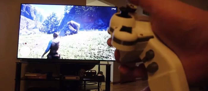 Фанат напечатал на 3D-принтере геймпад для PS4, который позволяет играть одной рукой (видео)