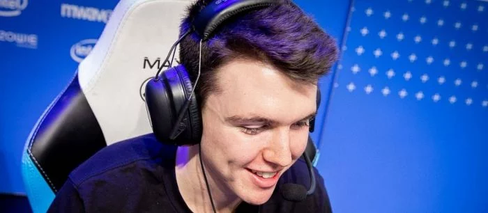 Про-игрок в CS:GO прислал Valve похожую на член подпись, но та не оценила. Зато она очень понравилась фанатам!