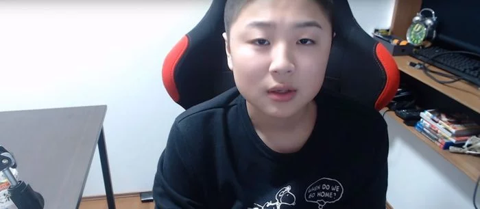 Про-игрок в Fortnite решил побрить голову и пожертвовать деньги на благотворительность, чтобы его простили фанаты за вранье