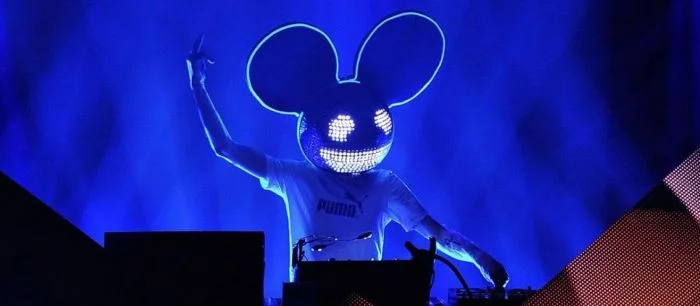 Twitch забанил популярного диджея за слово «п*дор»