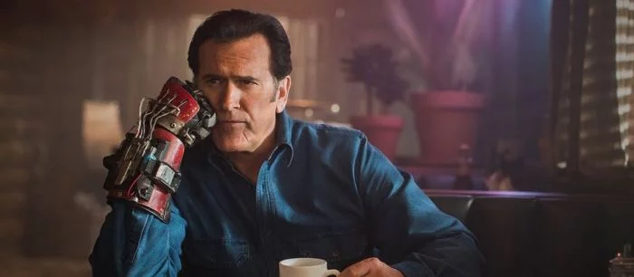 «Эш всех зарежь» все же появится в Dead by Daylight. Его озвучит сам Брюс Кэмпбелл