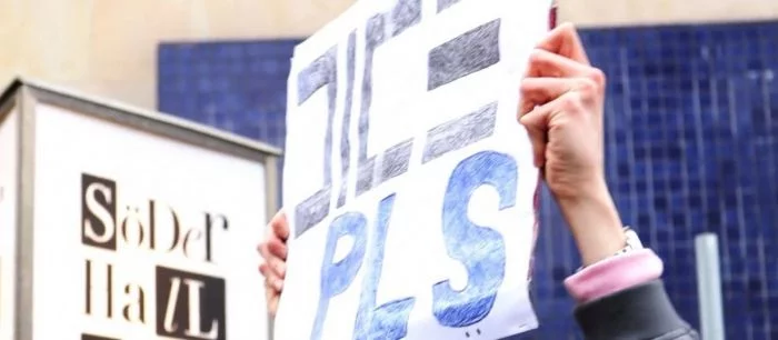 Фанат Battlefield 5 устроил «митинг» у офиса DICE из-за внутриигрового магазина. И его услышали!