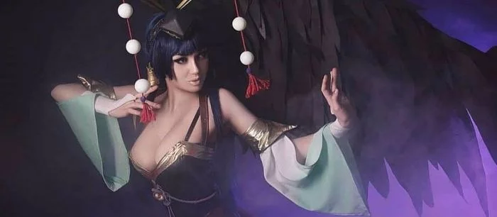 Возбуждающий воскресный косплей с героинями серии Dead or Alive