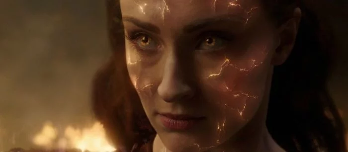 Джин Грей становится неуправляемой в финальном трейлере «Люди Икс: Тёмный Феникс»
