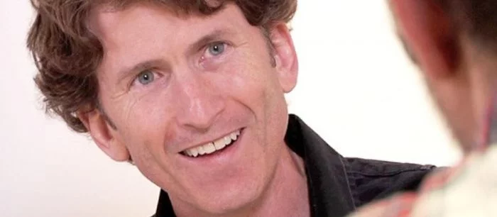 Геймер подшутил над создателем Fallout 76, прислав ему заколки для волос. Тодду Говарду понравился подарок