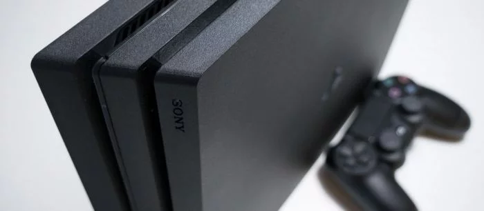 Слух: Sony осенью выпустит супертонкую PlayStation 4 Super Slim