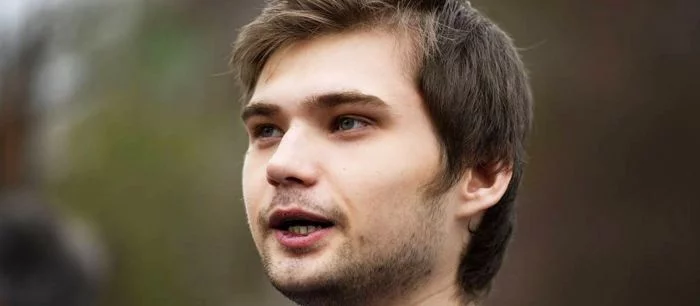 С российского блогера, который получил срок из-за ловли покемонов в храме, сняли судимость